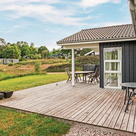 4 Bedroom Cozy Home In Nykøbing Sj *