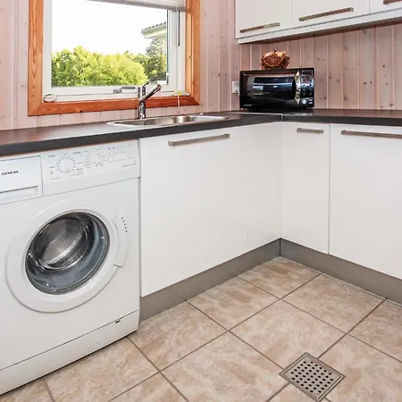 4 Bedroom Cozy Home In Nykøbing Sj Vakantiehuis